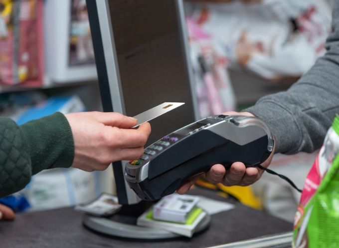 Benefits of Accepting Contactless Payments